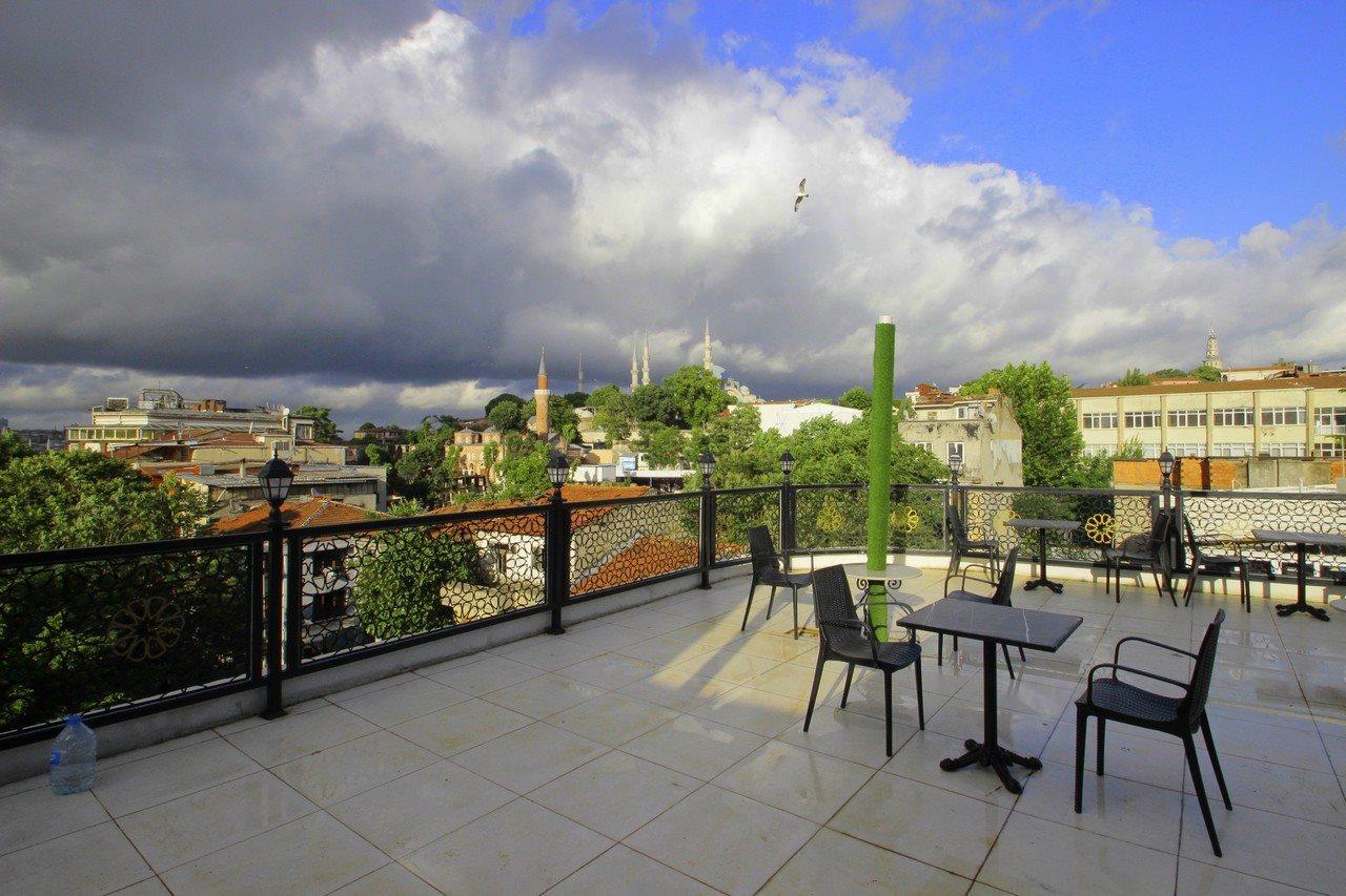 Gueler Palas Hotel Istanbul Exterior photo